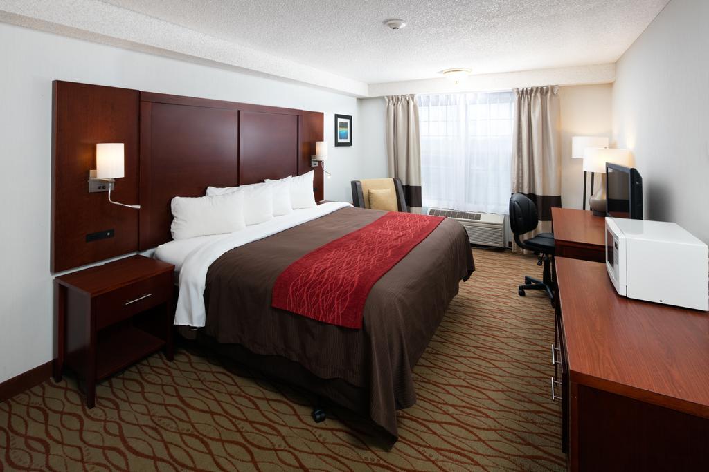 Red Lion Inn & Suites Auburn Exterior foto